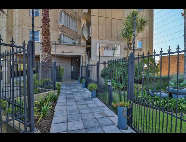 2 BEDROOM APARTMENT FOR SALE IN PRIMROSE HILL